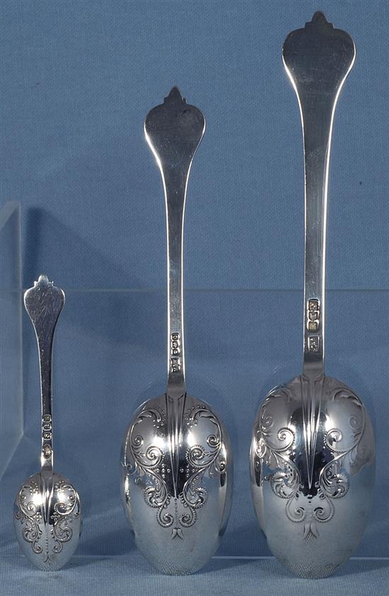 A George V silver canteen of 17th century style lace back trefid pattern cutlery, 110oz/ 3430 grams.